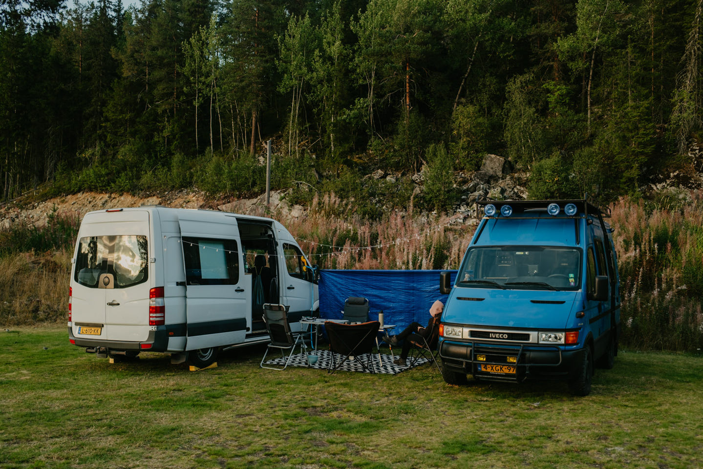 Roadtrip door Fjord-Noorwegen: praktische tips voor 2 campers — Edland | Double Trouble 🫶