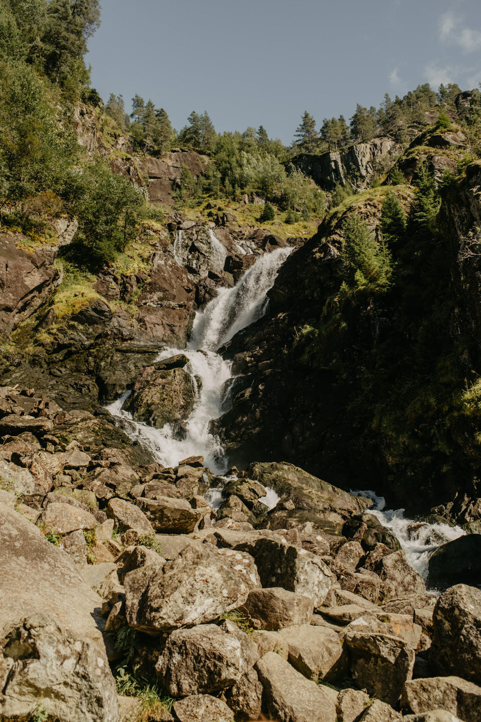 Roadtrip door Fjord-Noorwegen: praktische tips voor 2 campers — Edland & Odda | Verkenning met de Squad 🔎
